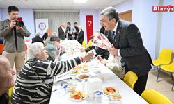 Vali Şahin, Alanya Huzurevi sakinleriyle bir araya geldi