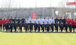 Antalyaspor ve Alanyasporlu gençler U17 Milli Takımı kampında