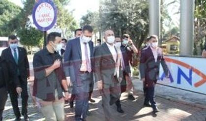 Çavuşoğlu'ndan Boğaziçi yorumu! 