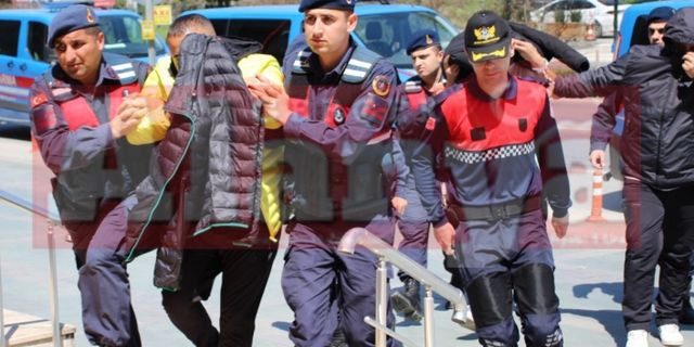 Alanya’da yakalanan 3 göçmen kaçakcısı tutuklandı