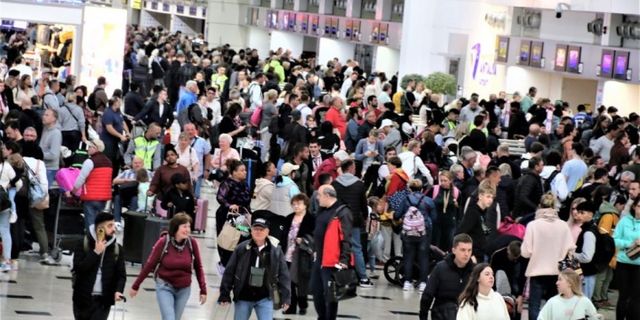 Türkiye'de ağırlanan yabancı turist sayısı arttı