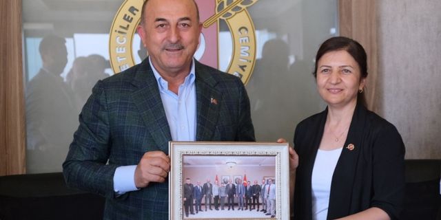 Mevlüt Çavuşoğlu: Yerel seçimde Antalya’yı tekrar kazanmak istiyoruz