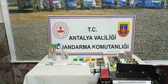 Antalya’da jandarma uyuşturucu tacirlerine göz açtırmıyor
