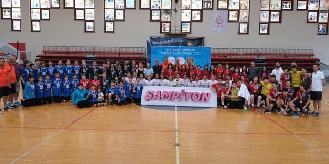 Minikler Hentbol Türkiye Şampiyonası sona erdi