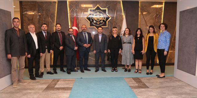 ALKÜ’de görevde yükselen akademik personele tebrik