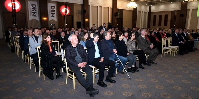 CHP Alanya arama konferansında fikirleri dinledi