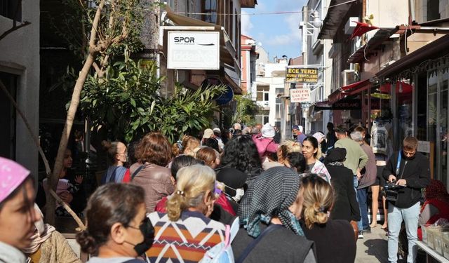 Gizli hayırsever, mahallelinin yüzünü güldürdü