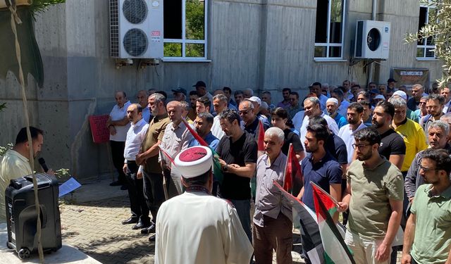 Alanya’da Filistin şehitleri için gıyabi cenaze namazı kılındı