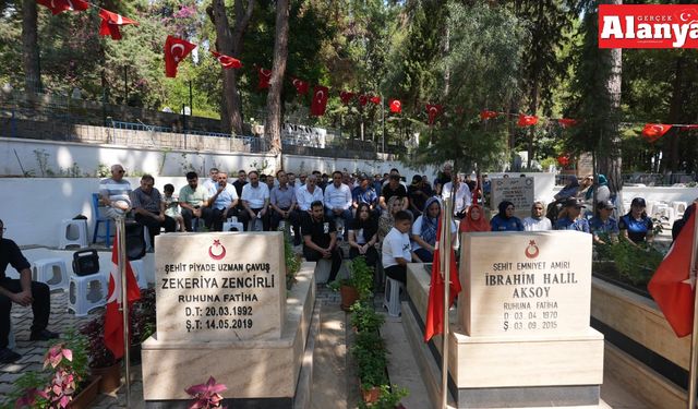 Alanya’nın şehidi kabri başında anıldı