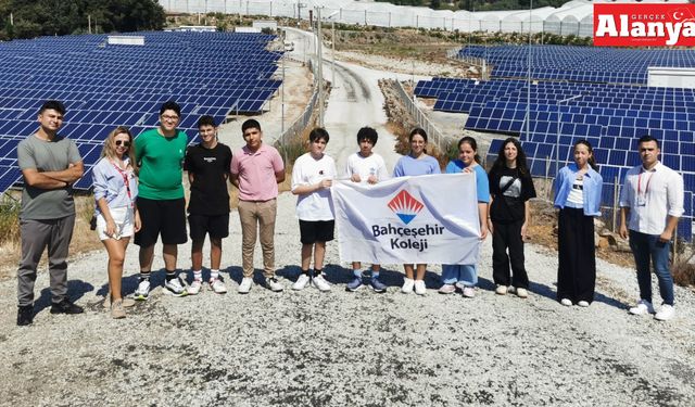 Alanya'da öğrenciler yenilenebilir enerji hakkında bilgilendirildi