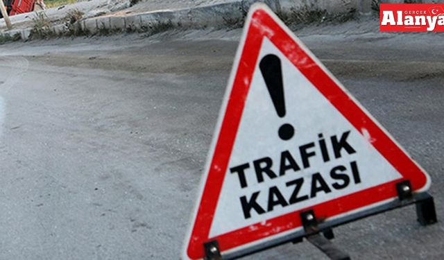 Alanya’da motosiklet kaazası: 2 yaralı