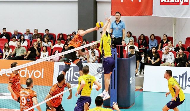 Alanya Belediyespor, Ziraat Bankkart’ı yenmek için sahada