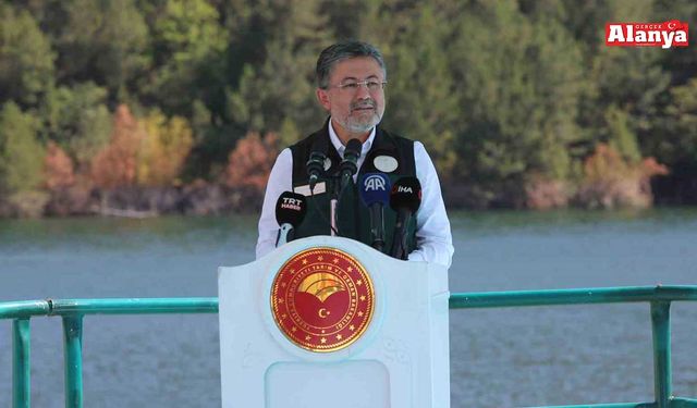 Bakan Yumaklı: Alanya yangını kontrol altına alındı