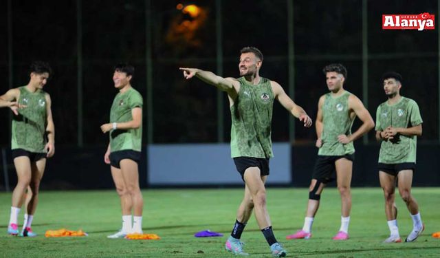 Alanyaspor, Galatasaray maçı hazırlıklarını tamamladı