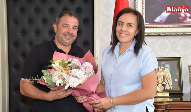 Başhekime ziyaretler hız kesmiyor
