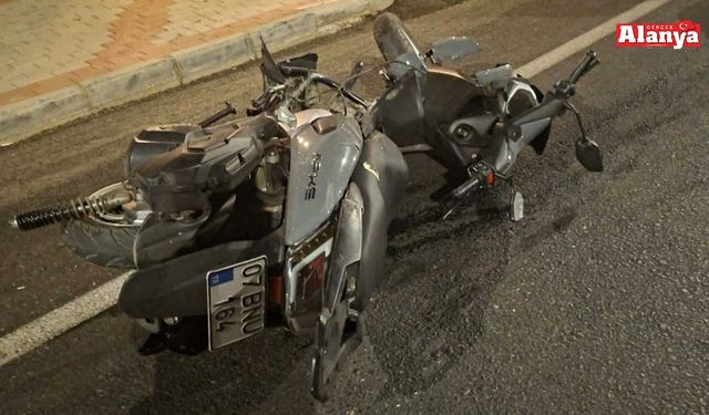 Alanya’da otomobilin çarptığı motosiklet sürücüsü hastanede öldü