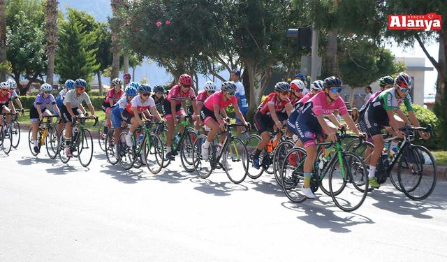 Türkiye Kupası Puanlı Yol Yarışları'nın son etabı Alanya’da sona erdi