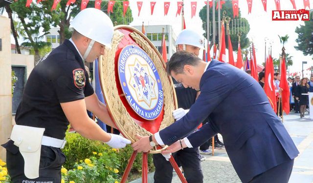 Alanya’da Cumhuriyet coşkusu başladı
