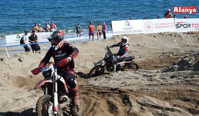 Sea To Sky Enduro Motosiklet Yarışları başladı