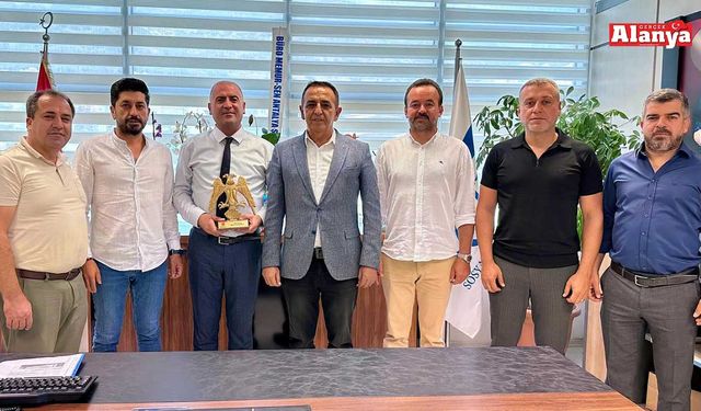 MHP Alanya’dan çifte ziyaret
