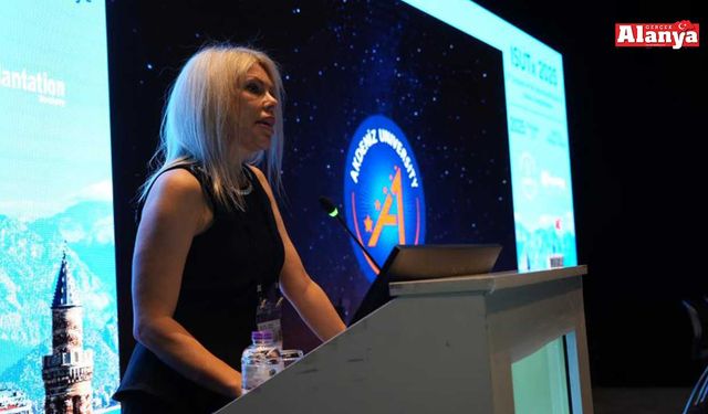 AÜ Rektörü Özlenen Özkan hedefini açıkladı