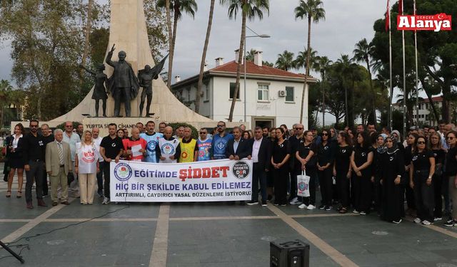 Alanya’da öğretmene saldırıya ortak tepki