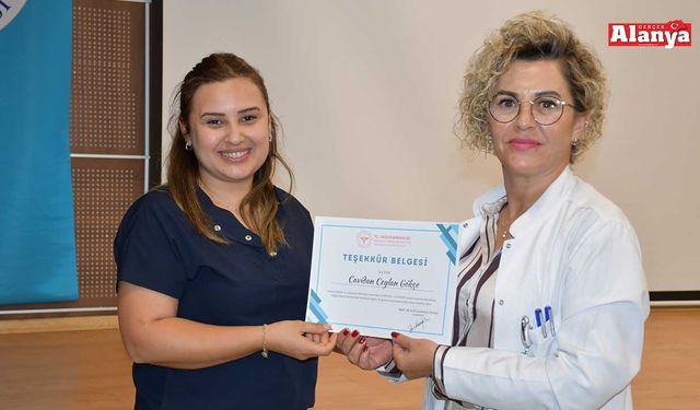 Yoğun bakım hemşireliği eğitimleri sona erdi