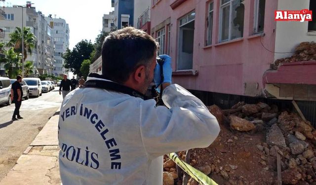 Binadaki yangında erkek cesedi çıktı