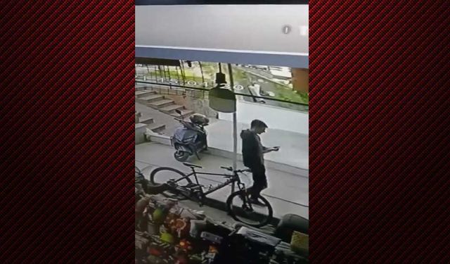 Alanya’da bir evden hırsızlık yapan şüpheli kayıplara karıştı