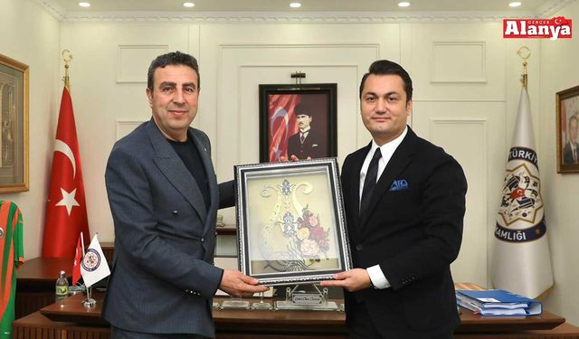 Sivaslı oda başkanlarından Kaymakam Öztürk’e ziyaret