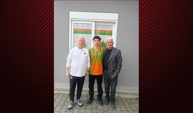 Halil Efe Gülcan Alanyaspor’a transfer oldu