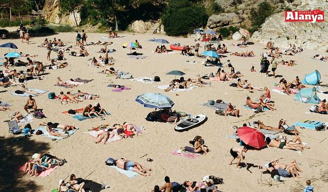 Rusya’dan paket turların yarısı Antalya’ya