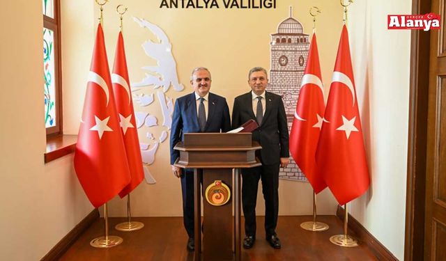 Münir Karaloğlu’ndan Antalya çıkarması