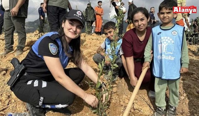 Alanya'da yeşil vatan için ele ele verdiler