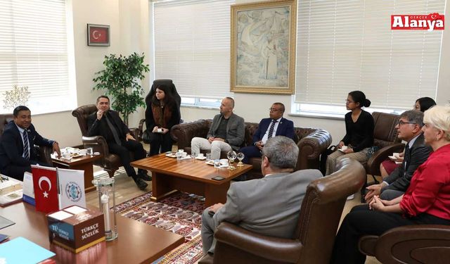 ALKÜ ile iş birliği yapmak için geldiler