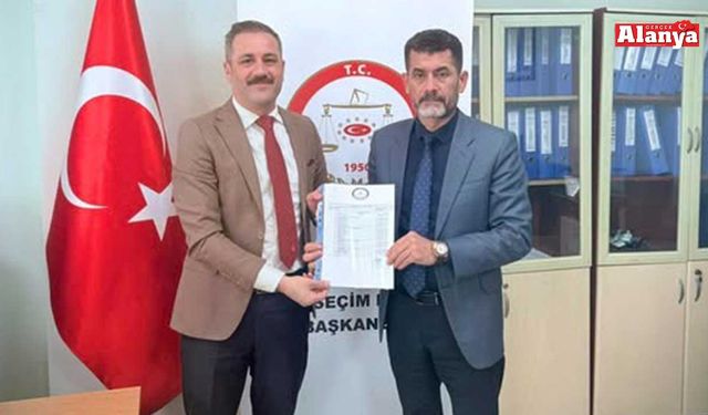 Hüseyin Alataş mazbatasını aldı