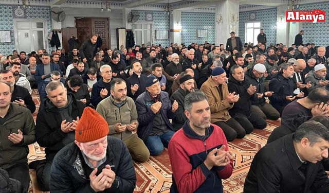 Dualarla anıldılar