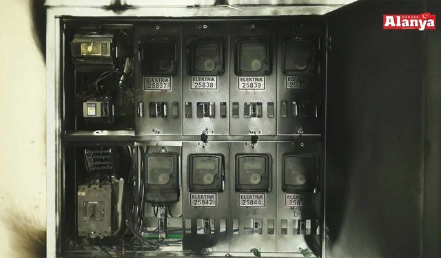 Alanya’da elektrik panosunda çıkan yangın söndürüldü