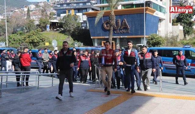 Alanya’da bilişim sistemleriyle dolandırıcılık operasyonunda 6 tutuklama