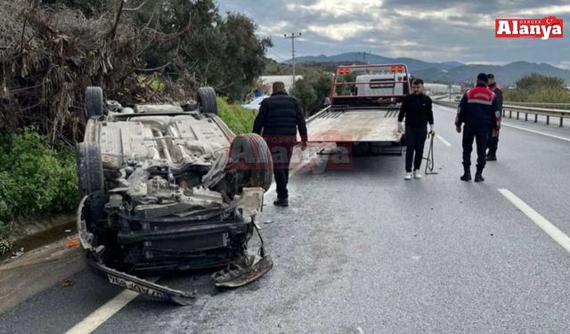 Alanya’da otomobil takla attı: 1 yaralı