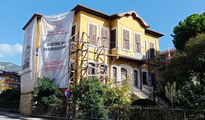 Alanya’daki Atatürk Evi’nde sonunda restorasyon çalışması başladı