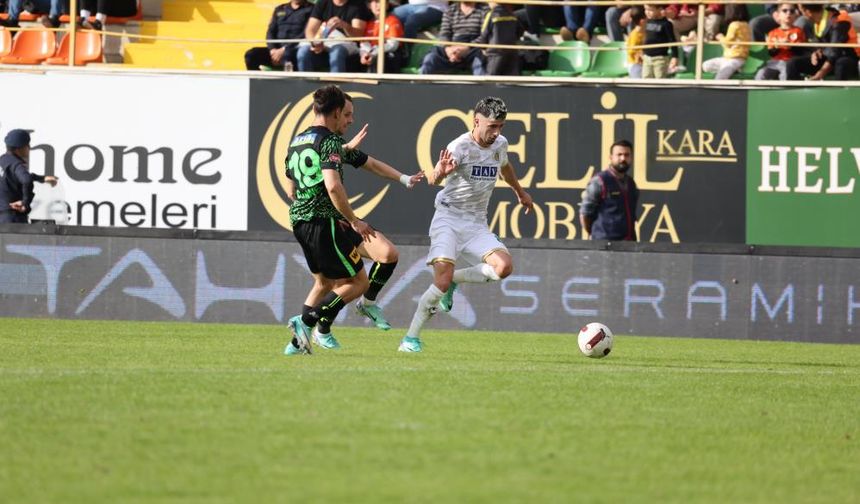 Alanyaspor konuk ettiği Konyaspor ile berabere kaldı
