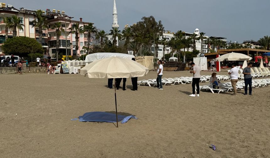 Alanya'da turist sahilde ölü bulundu