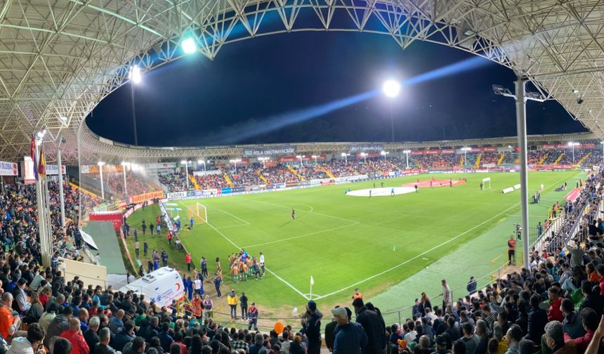 Alanyaspor-Antalyaspor maçının biletleri satışa çıktı