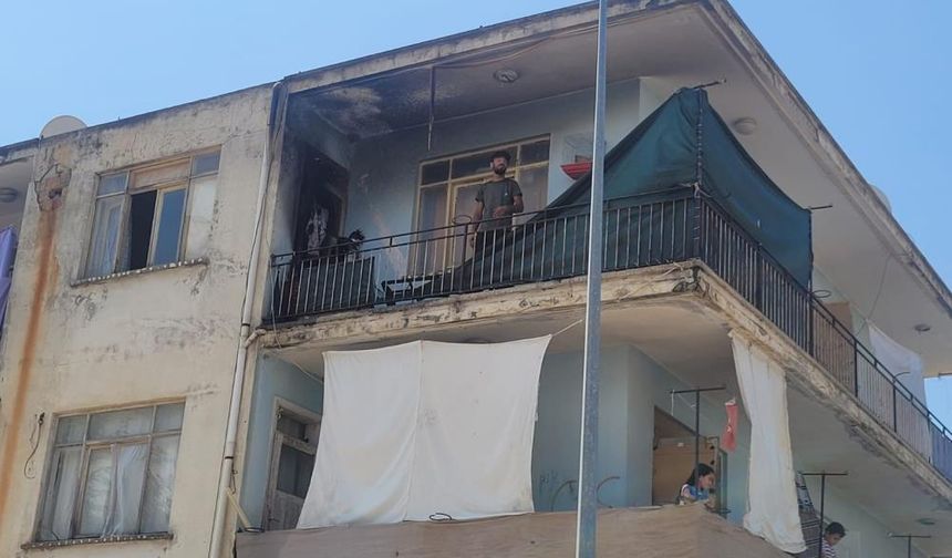 Gazipaşa'da evin balkonunda çıkan yangın ucuz atlatıldı