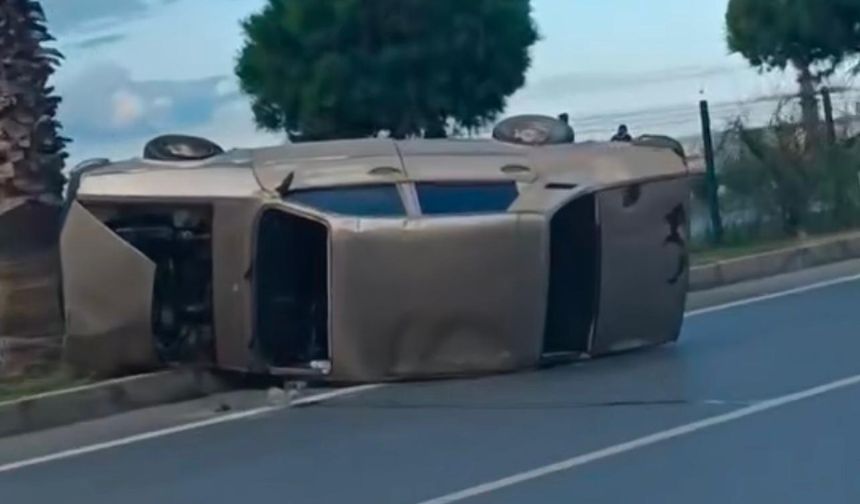 Alanya’da sürücüsünün kontrolünü kaybettiği otomobil devrildi