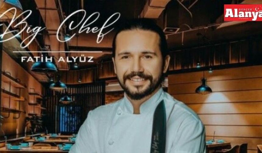Alanya'daki gazetecileri unutmadı