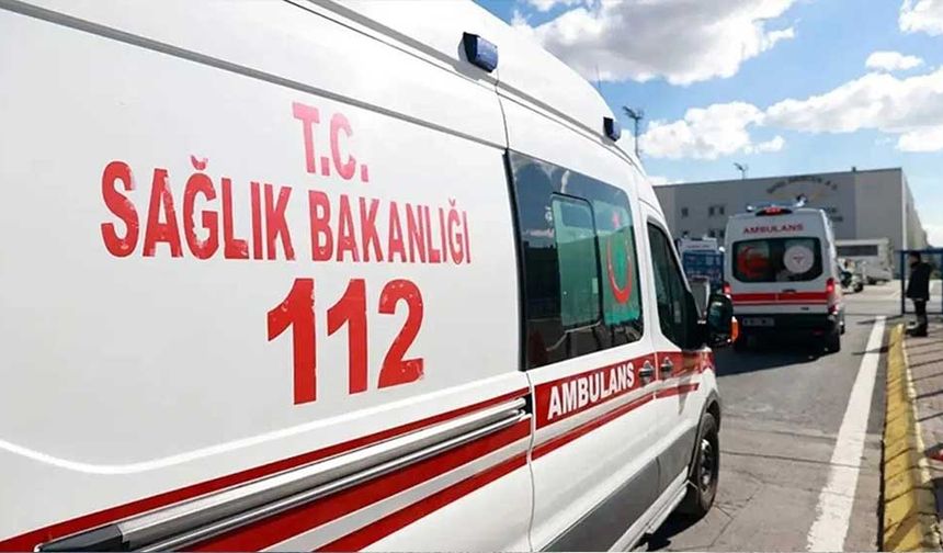 Alanya’da yola savrulan motosiklette 2 kişi yaralandı
