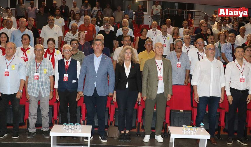 CHP KONGRESİ’NDE ÇİZİK KRİZİ!