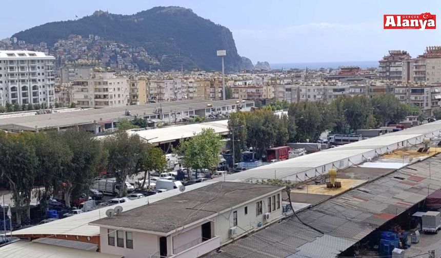 “Alanya hali çiftçinin çöplüğü oldu"